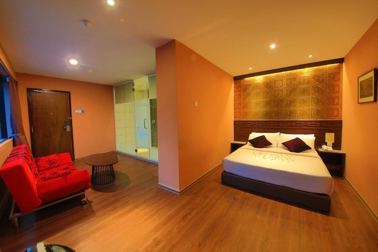 Apple Hotel Penang Джордж Таун Екстериор снимка