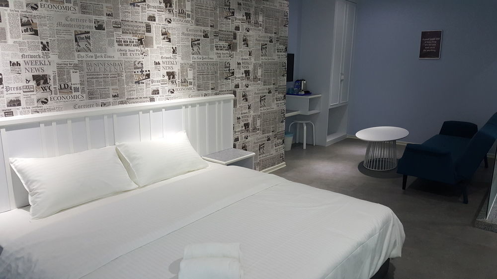 Apple Hotel Penang Джордж Таун Екстериор снимка
